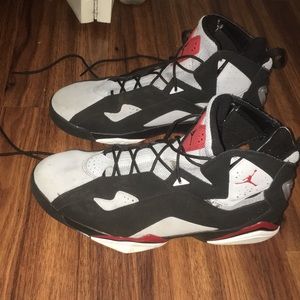 Jordan True Flight Black Varsity Red Wolf Grey